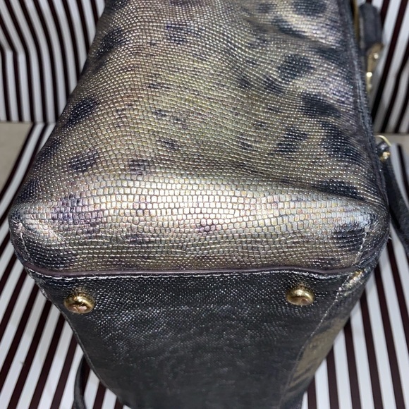 Henri Bendel A-list Satchel - Picture 6 of 8